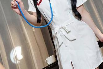 秀人网 – 这种JK风格的写真被龙雪儿拿捏得死死的，我都想碰碰她的拍照秘诀。