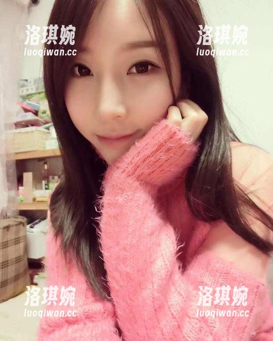 微密圈 - 第一次打开童小芯的散图图包，心里那个小雀跃，我也不知道怎么回事。