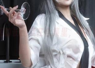 绞肉姬的长腿藏在合集里，不服都得认