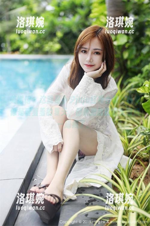 美媛馆 - 这就是小夕juju红裙合集？感觉像是爱羞羞的夏天，都快把我的眉头皱成一道痕了。