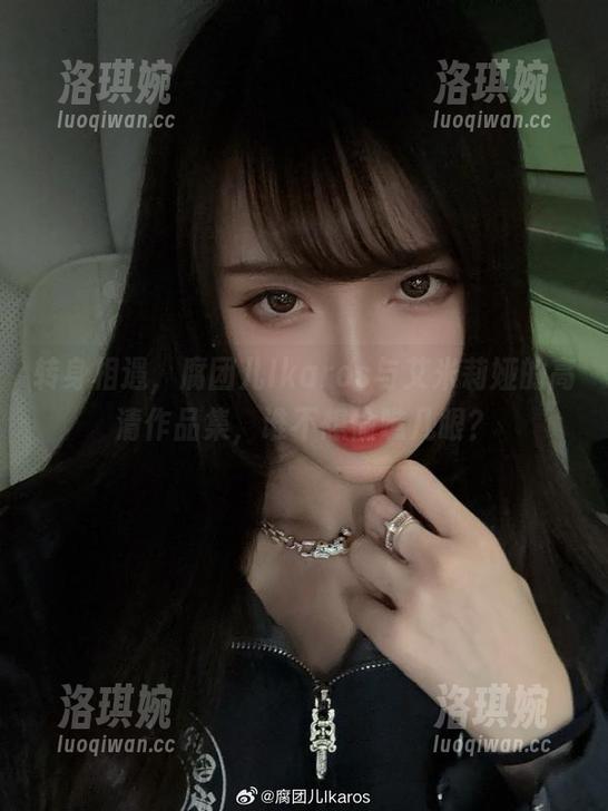 转身相遇，腐团儿Ikaros与艾米莉娅的高清作品集，谁不想偷瞧几眼？