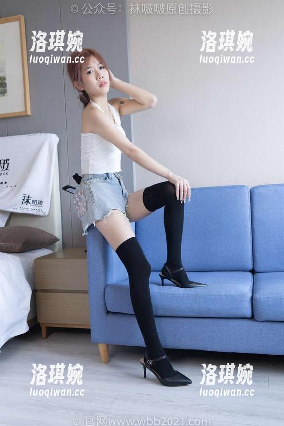 袜啵啵 - 免费的裸足作品，难道小淳是在给我们翘起反节操的信号吗？