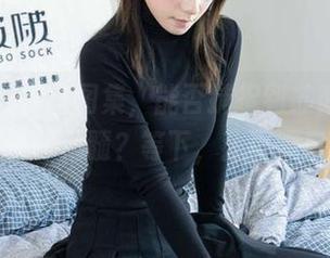 袜啵啵 – 一张图集，能否捕捉到苏苏居家时的‘宅女’精髓？等下，我再喝口茶……