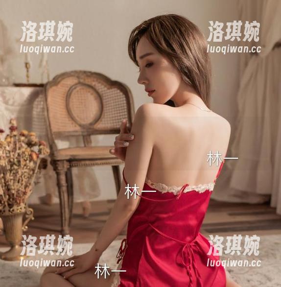 微密圈 - 超辣的林一的办公室集：上班打卡，顺便做个封面照，也太完美吧？
