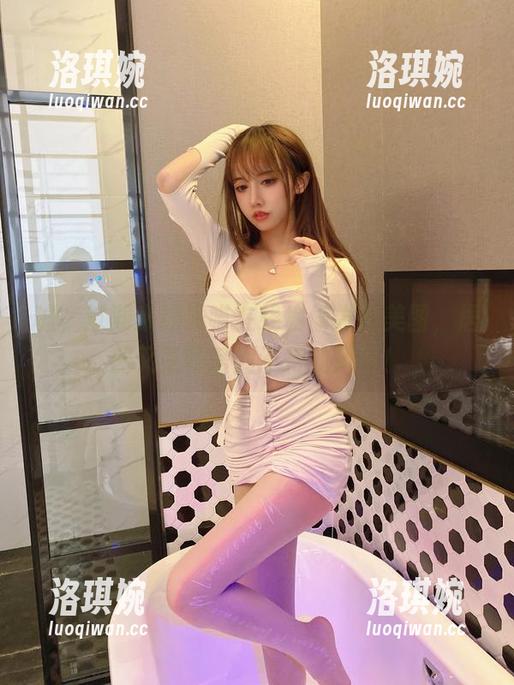 嘘，过期米线线喵在线偷偷发布美图，居然又是可爱到不行的风格！