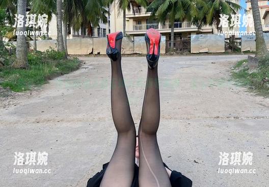 微密圈 - 这样的迷人的五姨太高跟鞋美图，怎么可能不被吸引！