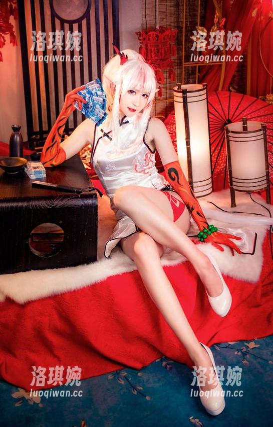 阮邑Fairy校服合集：为啥看校服就想打游戏呢？壁纸来啦！