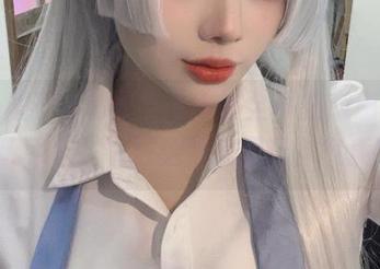 阿九从不咕咕的天台，完全不在意别人只顾着玩手机，下载这些套图让你气质UP！