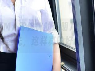 雪琪SAMA零修饰的透明JK，图包居然没有圣光，这样真的好吗……？