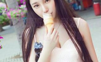 青豆客 – 私拍探班：白到发光的陈思琪资源，真让人侧目呢