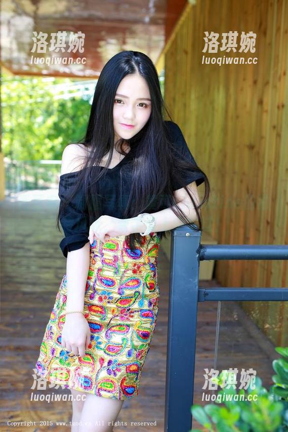 青豆客 - 制服写真:黄可christine的独特风味,数学课上没学过! 青豆客 - 制服写真:黄可christine的独特风味,数学课上没学过!