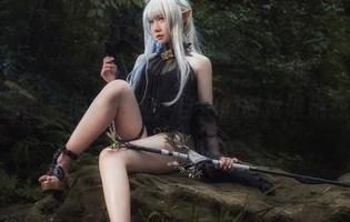 麻花麻花酱的私房自治区：自拍的时候谁说我得规矩？