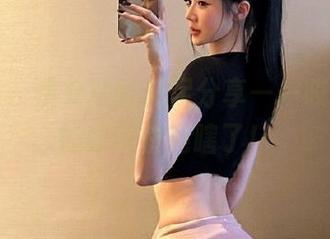 微密圈 – 黎允熙的美足分享——哎呀，我的眼睛快亮瞎了！