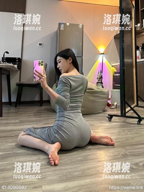微密圈 - 黎允熙的办公室,壁纸级美图,来一发不? 微密圈 - 黎允熙的办公室,壁纸级美图,来一发不?